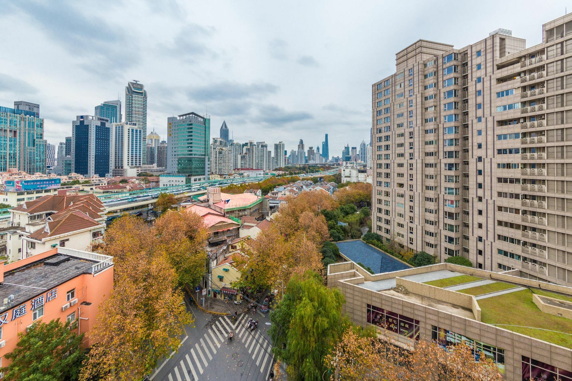 Henry'S Apartment - South Maoming Road Шанхай Екстер'єр фото
