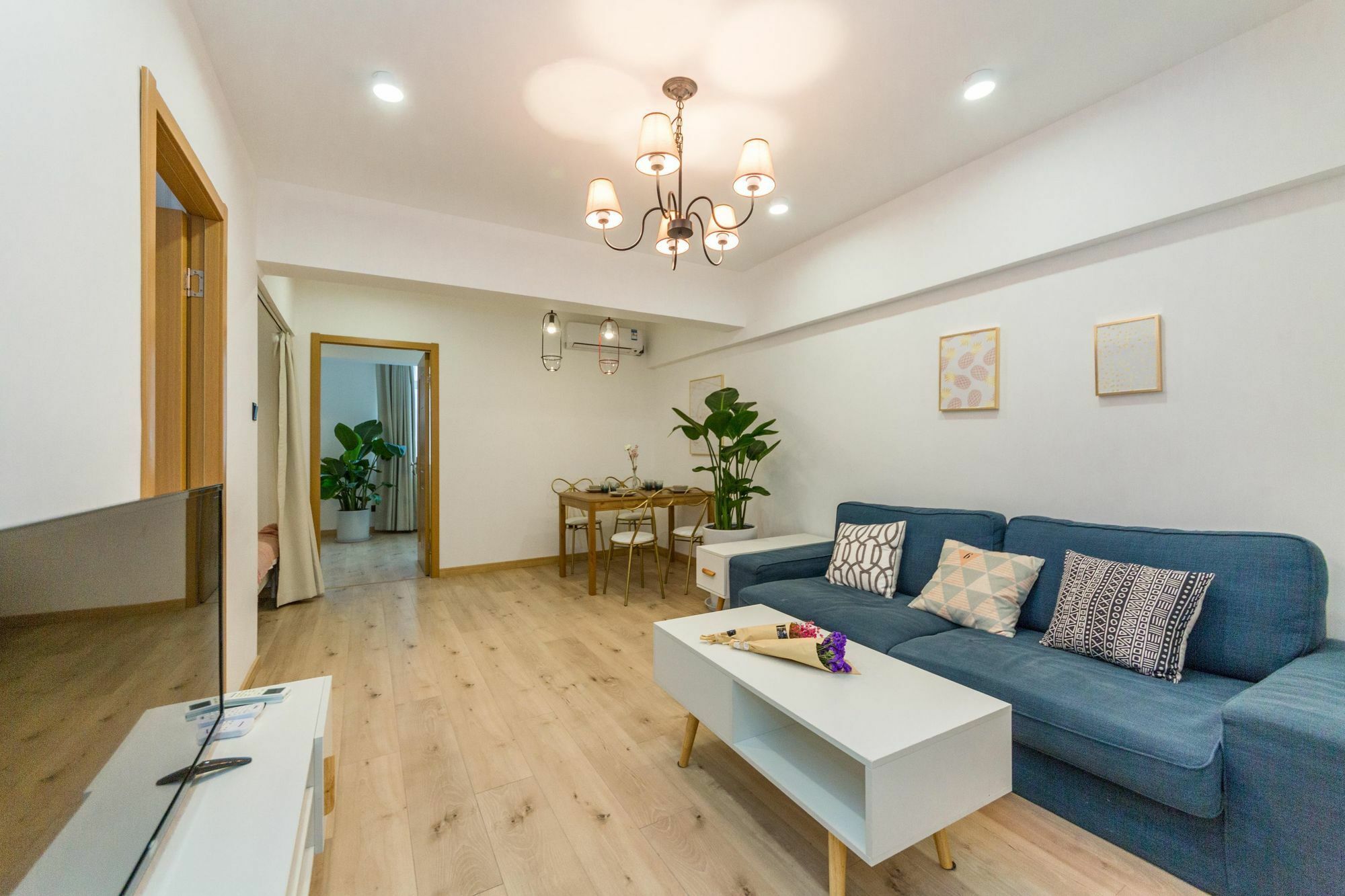 Henry'S Apartment - South Maoming Road Шанхай Екстер'єр фото